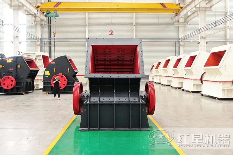 錘式碎石機(jī)圖片