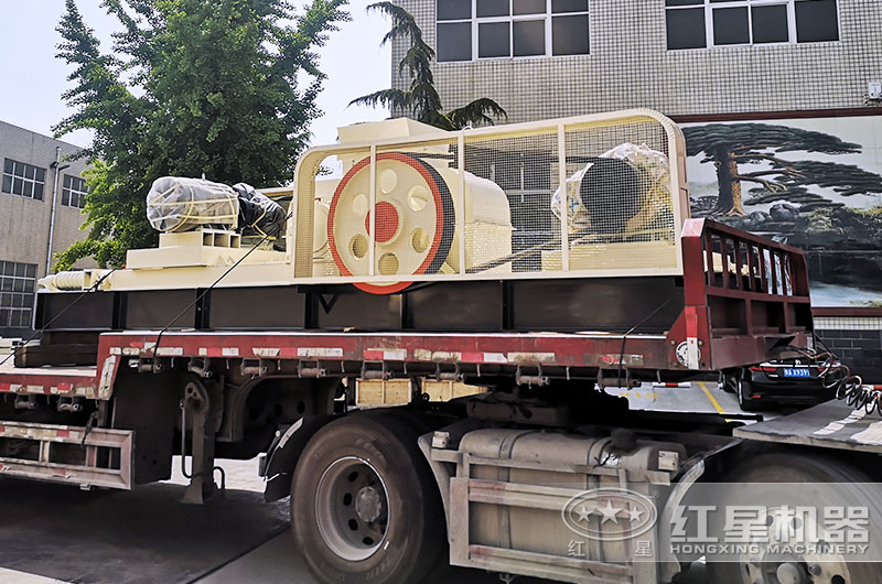 設備裝車發(fā)貨現(xiàn)場