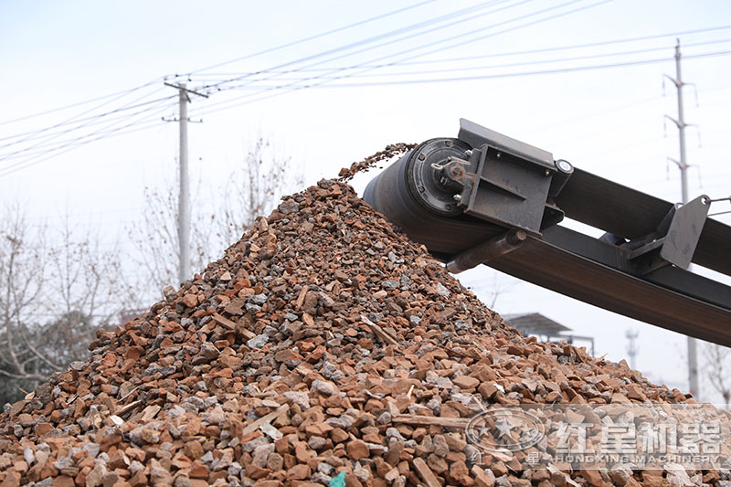 磚頭粉碎后可再生利用，解決資源問(wèn)題