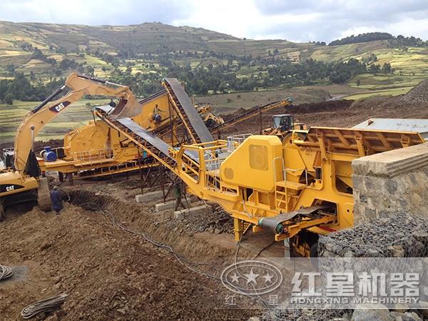 可開(kāi)到施工場(chǎng)地的流動(dòng)式青石磕石子機(jī)