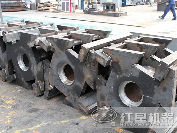 錘式破碎機結(jié)構(gòu)零件展示