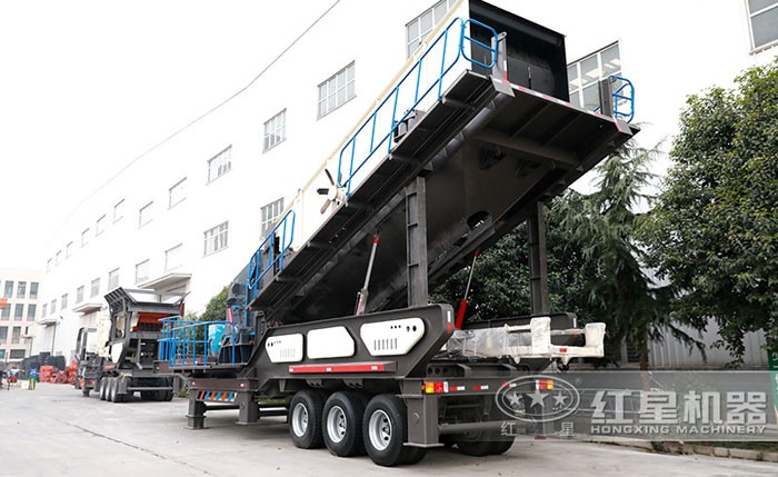 大型車(chē)載式制砂機(jī)裝置振動(dòng)篩