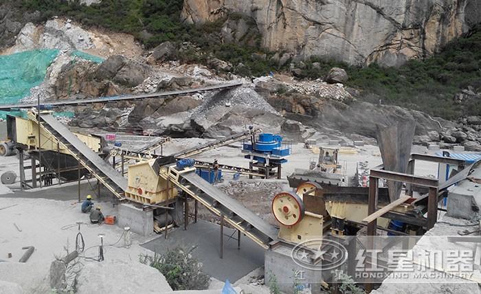 石料破碎生產線現(xiàn)場圖2