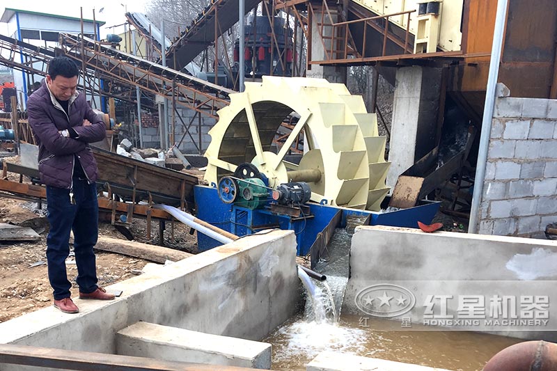 沉淀池，實(shí)現(xiàn)水循環(huán)，節(jié)能環(huán)保