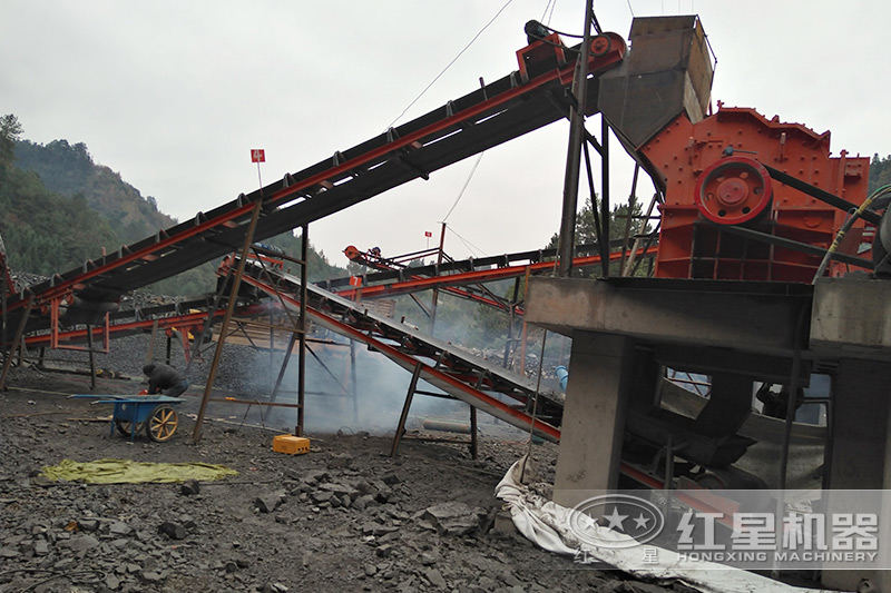 1414制砂機(jī)生產(chǎn)現(xiàn)場(chǎng)