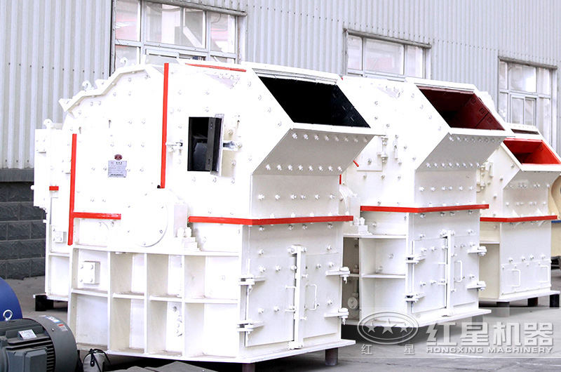 細(xì)碎打沙機(jī)，采用立體錘頭，便于更換