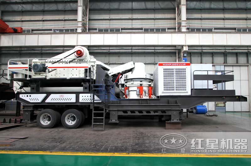 移動(dòng)式圓錐破碎機(jī)，上圖