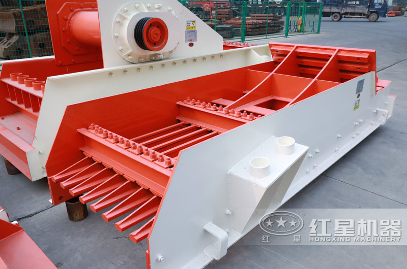 振動(dòng)給料機(jī)成品