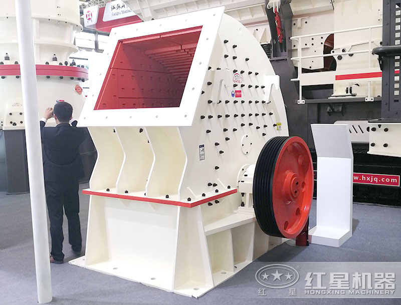 錘式制砂機(jī)